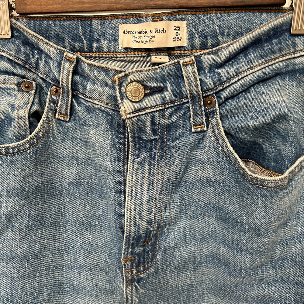 Abercrombie and Fitch 90s Jeans